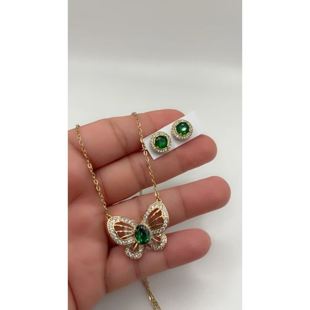 Conjunto de joyas chapadas en oro